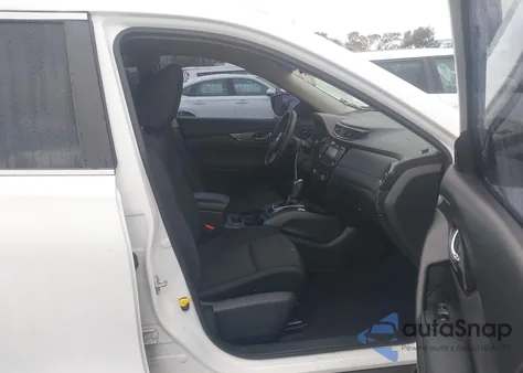 2019 Nissan Rogue S/Sv z USA, uszkodzony, nr VIN 0KNMAT2MT0KP11634